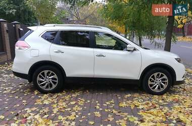 Внедорожник / Кроссовер Nissan X-Trail 2016 в Киеве Внедорожник / Кроссовер Nissan X-Trail 2016 в Киеве