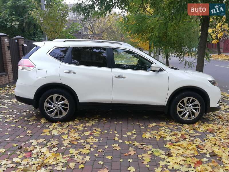 Позашляховик / Кросовер Nissan X-Trail 2016 в Києві фото 6 Позашляховик / Кросовер Nissan X-Trail 2016 в Києві