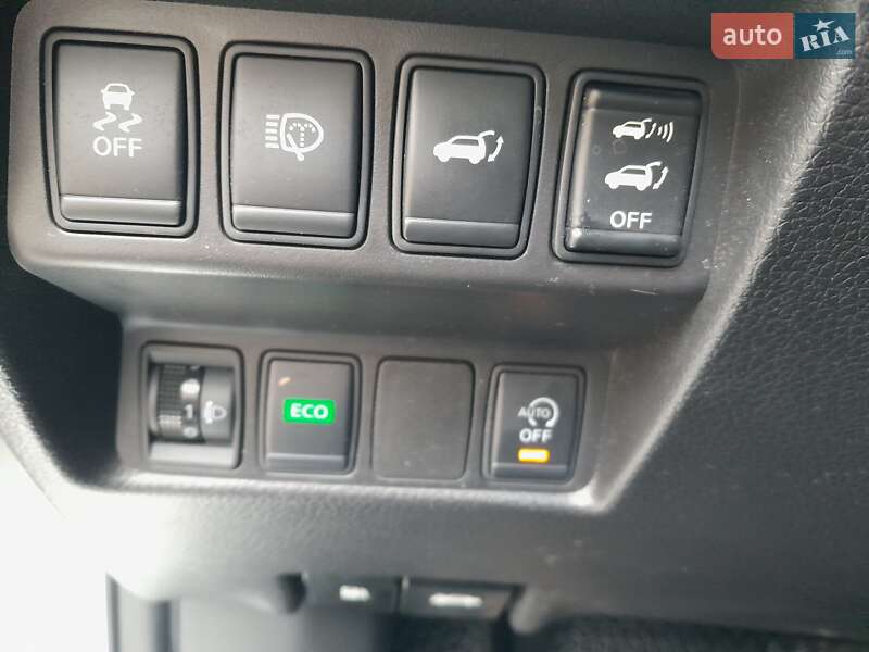 Позашляховик / Кросовер Nissan X-Trail 2016 в Києві фото 28 Позашляховик / Кросовер Nissan X-Trail 2016 в Києві