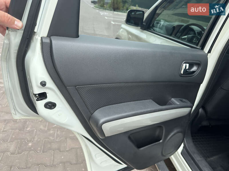 Внедорожник / Кроссовер Nissan X-Trail 2013 в Киеве фото 26 Внедорожник / Кроссовер Nissan X-Trail 2013 в Киеве