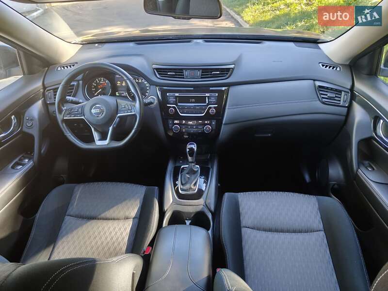 Позашляховик / Кросовер Nissan X-Trail 2020 в Острозі фото 7 Позашляховик / Кросовер Nissan X-Trail 2020 в Острозі