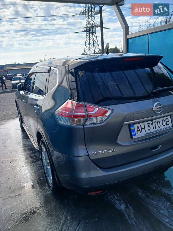 Позашляховик / Кросовер Nissan X-Trail 2014 в Дніпрі фото 5 Позашляховик / Кросовер Nissan X-Trail 2014 в Дніпрі