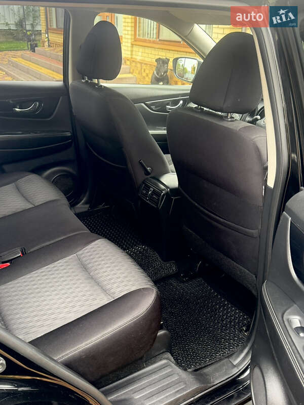 Внедорожник / Кроссовер Nissan X-Trail 2019 в Глухове