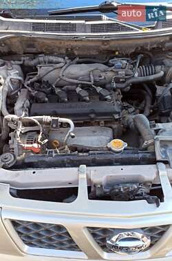 Внедорожник / Кроссовер Nissan X-Trail 2006 в  фото 13 Внедорожник / Кроссовер Nissan X-Trail 2006 в
