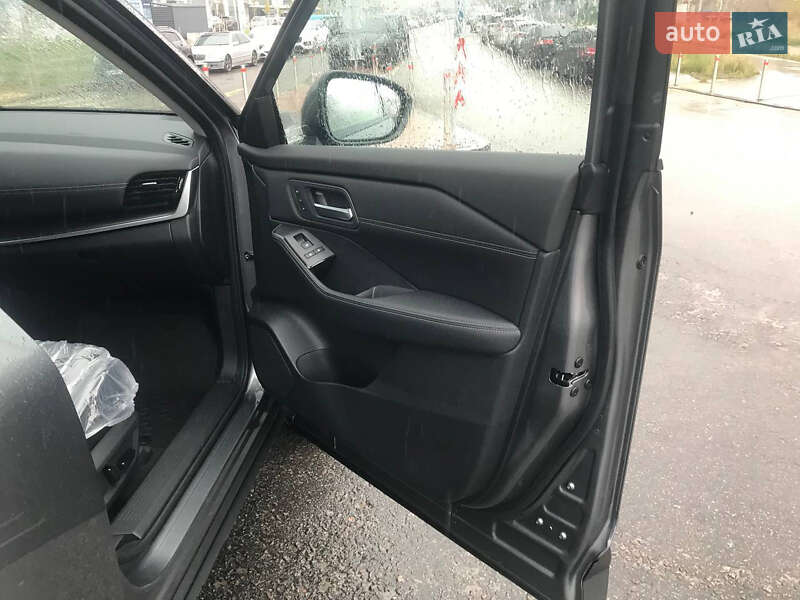 Внедорожник / Кроссовер Nissan X-Trail 2025 в Киеве