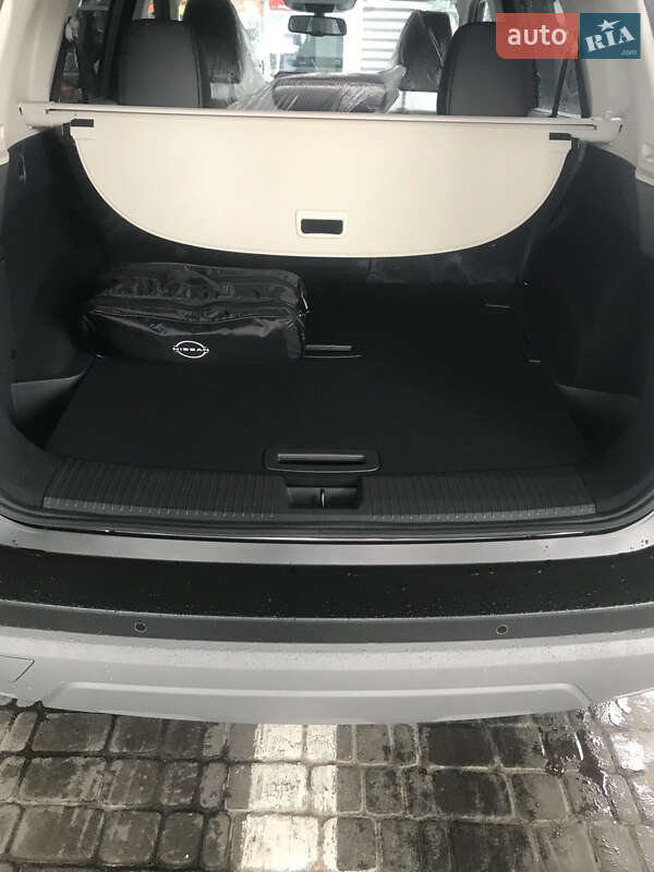 Внедорожник / Кроссовер Nissan X-Trail 2025 в Киеве