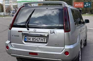 Внедорожник / Кроссовер Nissan X-Trail 2003 в  фото 24 Внедорожник / Кроссовер Nissan X-Trail 2003 в