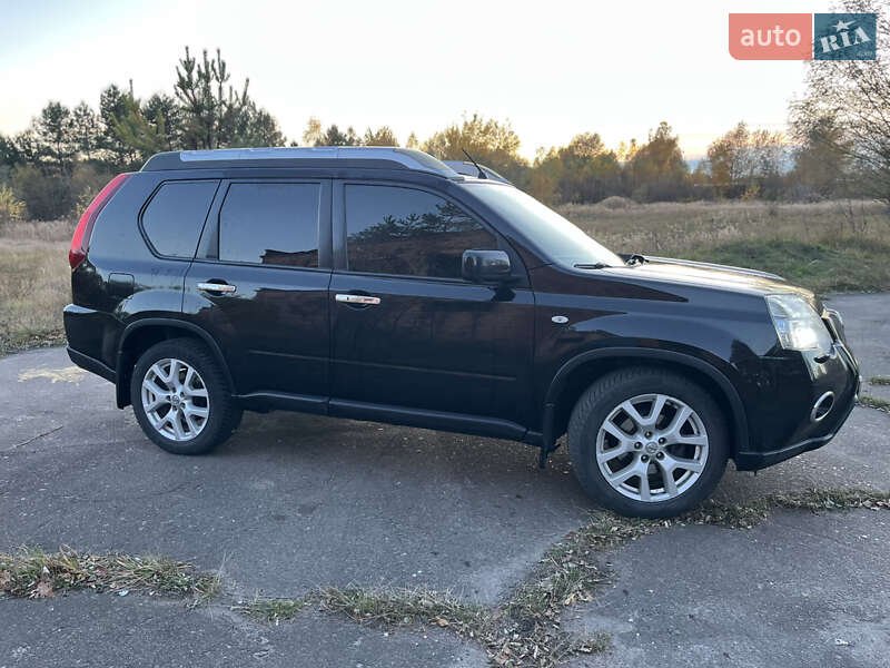Внедорожник / Кроссовер Nissan X-Trail 2013 в Шептицькому