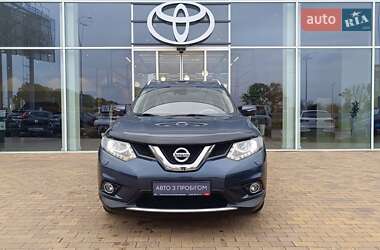 Внедорожник / Кроссовер Nissan X-Trail 2015 в 