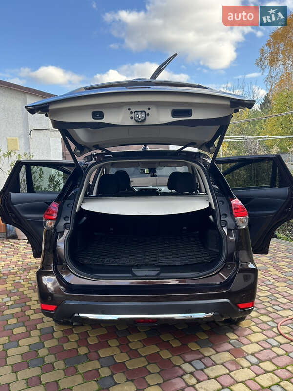 Внедорожник / Кроссовер Nissan X-Trail 2019 в Бердичеве фото 5 Внедорожник / Кроссовер Nissan X-Trail 2019 в Бердичеве