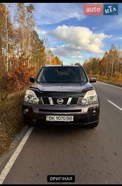 Позашляховик / Кросовер Nissan X-Trail 2007 в Рівному
