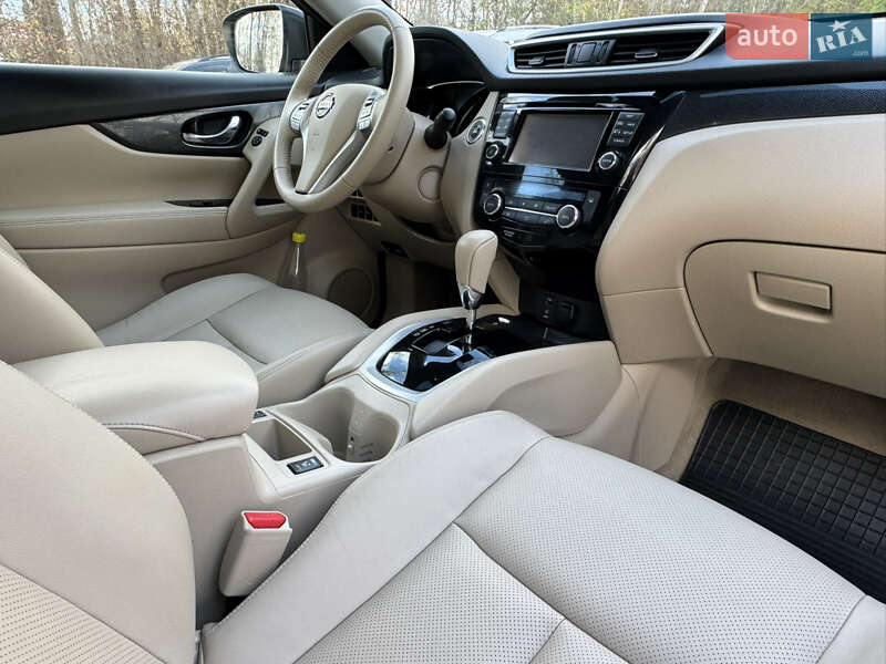 Позашляховик / Кросовер Nissan X-Trail 2017 в Бердичеві