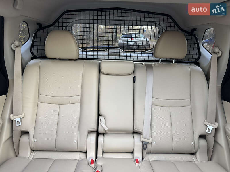 Позашляховик / Кросовер Nissan X-Trail 2017 в Бердичеві