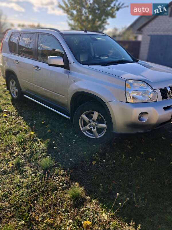 Позашляховик / Кросовер Nissan X-Trail 2007 в Черкасах