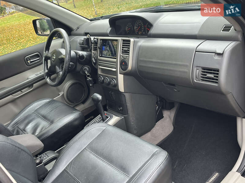 Позашляховик / Кросовер Nissan X-Trail 2004 в Броварах