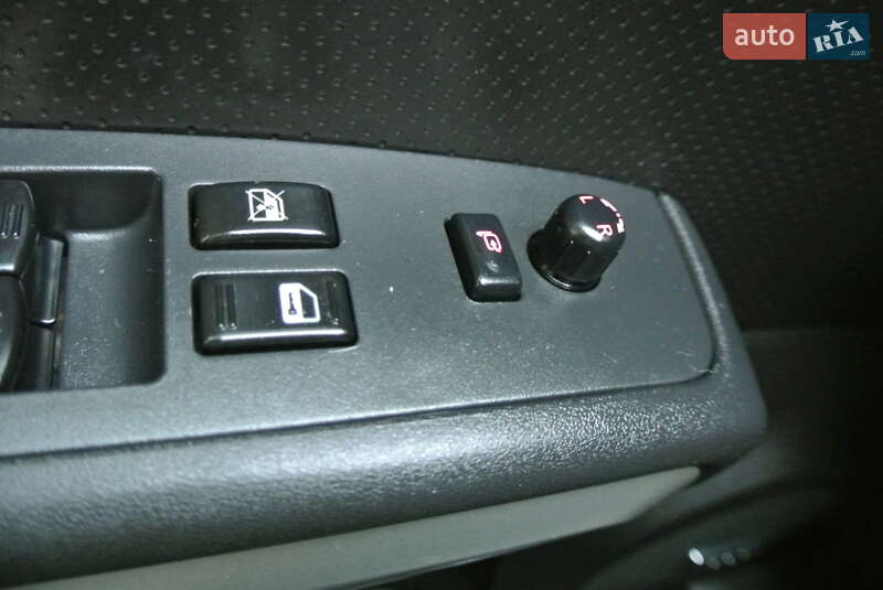 Внедорожник / Кроссовер Nissan X-Trail 2012 в Черновцах фото 51 Внедорожник / Кроссовер Nissan X-Trail 2012 в Черновцах