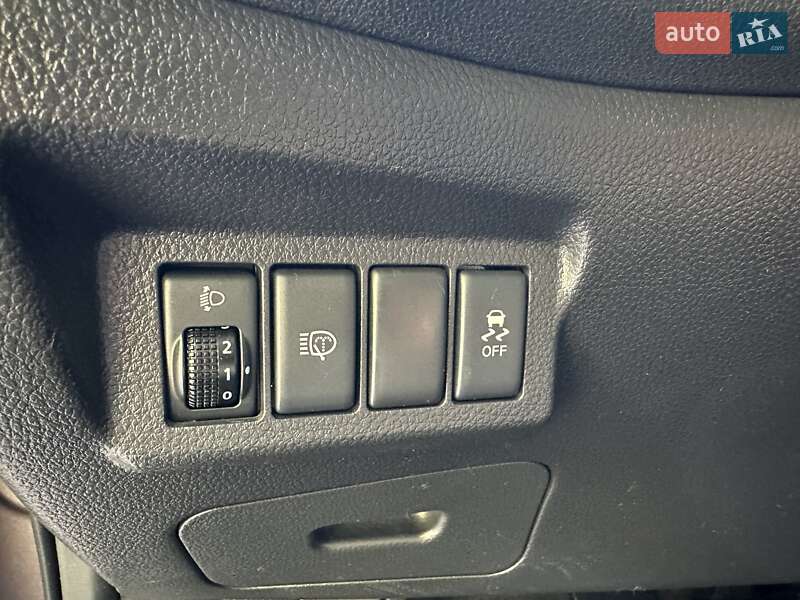 Внедорожник / Кроссовер Nissan X-Trail 2012 в Киеве фото 16 Внедорожник / Кроссовер Nissan X-Trail 2012 в Киеве