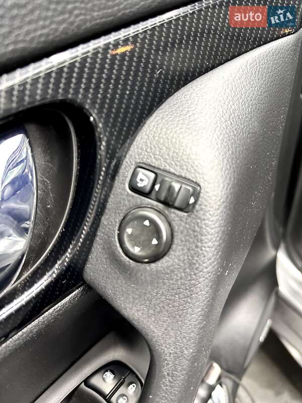 Внедорожник / Кроссовер Nissan X-Trail 2017 в Тернополе