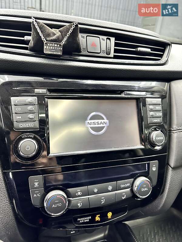 Внедорожник / Кроссовер Nissan X-Trail 2017 в Тернополе