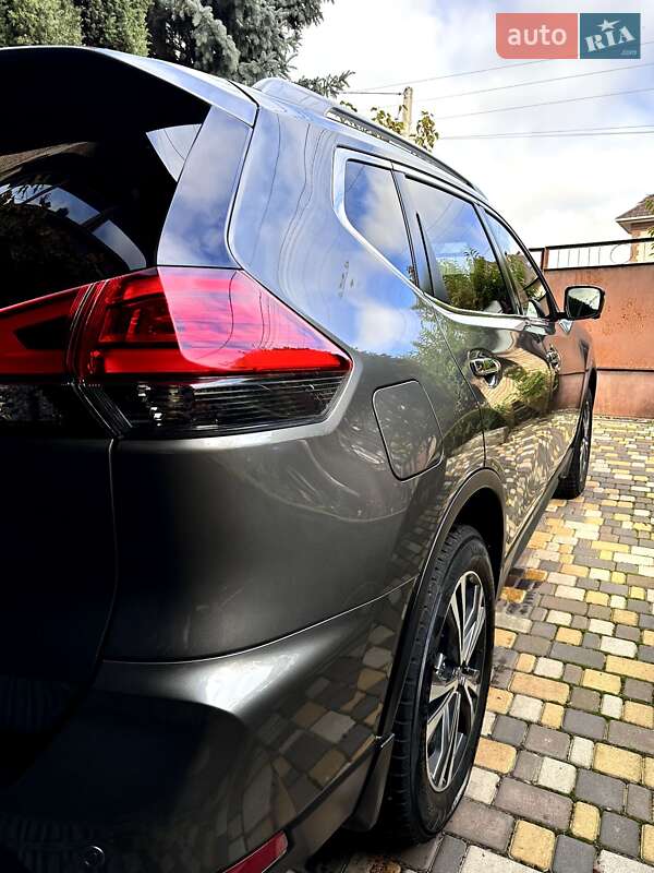 Внедорожник / Кроссовер Nissan X-Trail 2017 в Тернополе