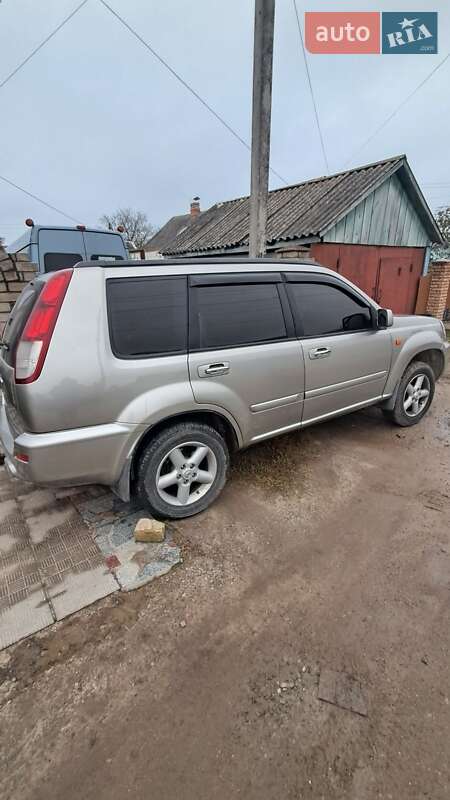 Внедорожник / Кроссовер Nissan X-Trail 2004 в Бердичеве