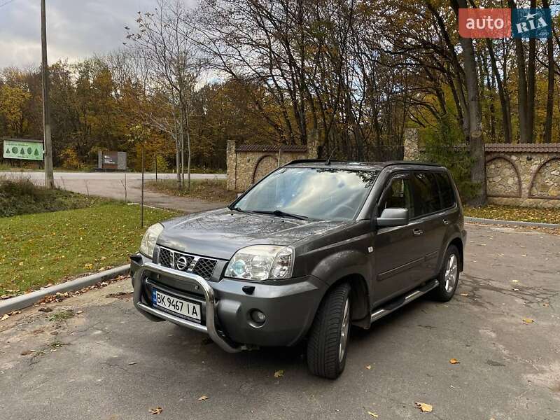 Внедорожник / Кроссовер Nissan X-Trail 2007 в Ровно