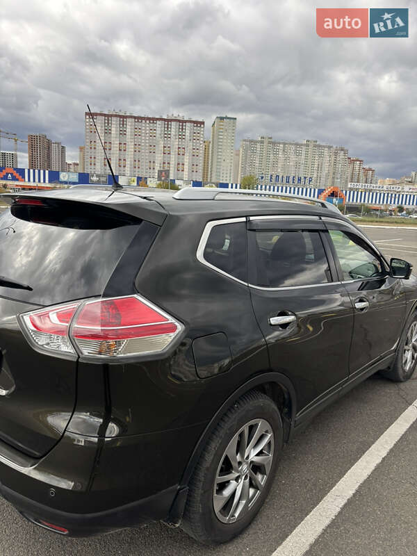 Внедорожник / Кроссовер Nissan X-Trail 2015 в Киеве фото 3 Внедорожник / Кроссовер Nissan X-Trail 2015 в Киеве
