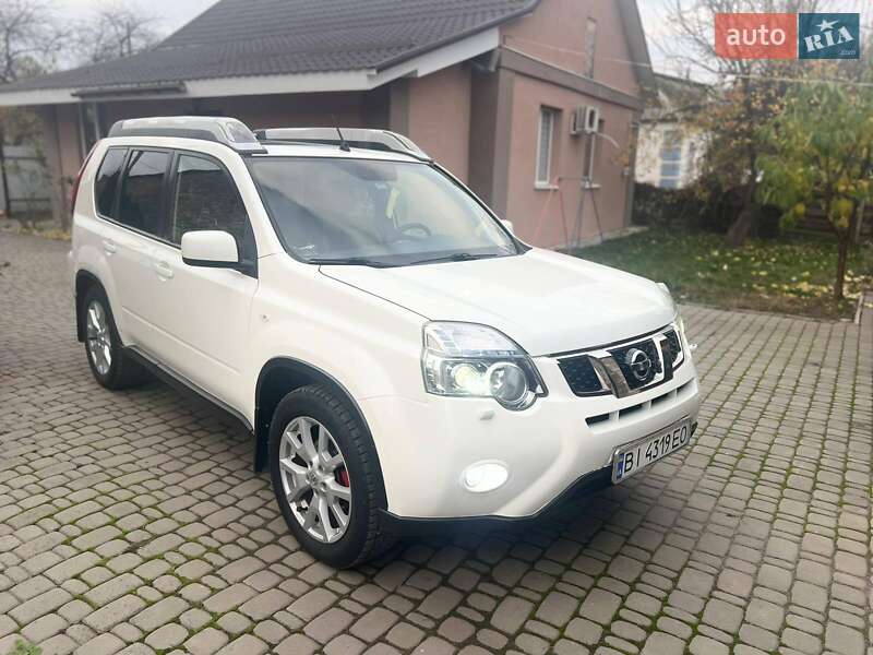 Позашляховик / Кросовер Nissan X-Trail 2012 в Хоролі