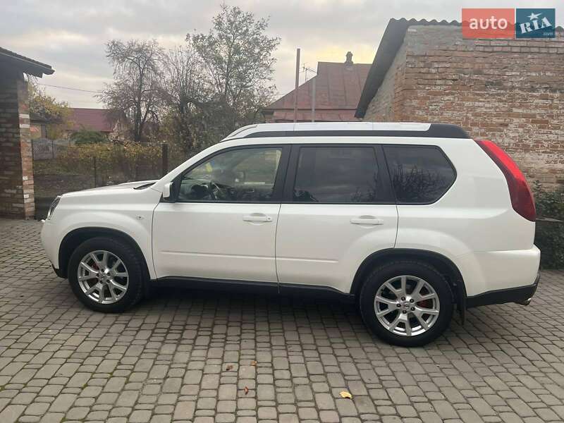 Позашляховик / Кросовер Nissan X-Trail 2012 в Хоролі