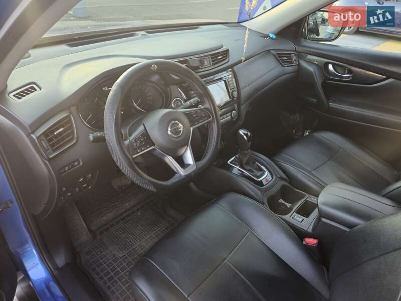 Внедорожник / Кроссовер Nissan X-Trail 2018 в Измаиле фото 2 Внедорожник / Кроссовер Nissan X-Trail 2018 в Измаиле