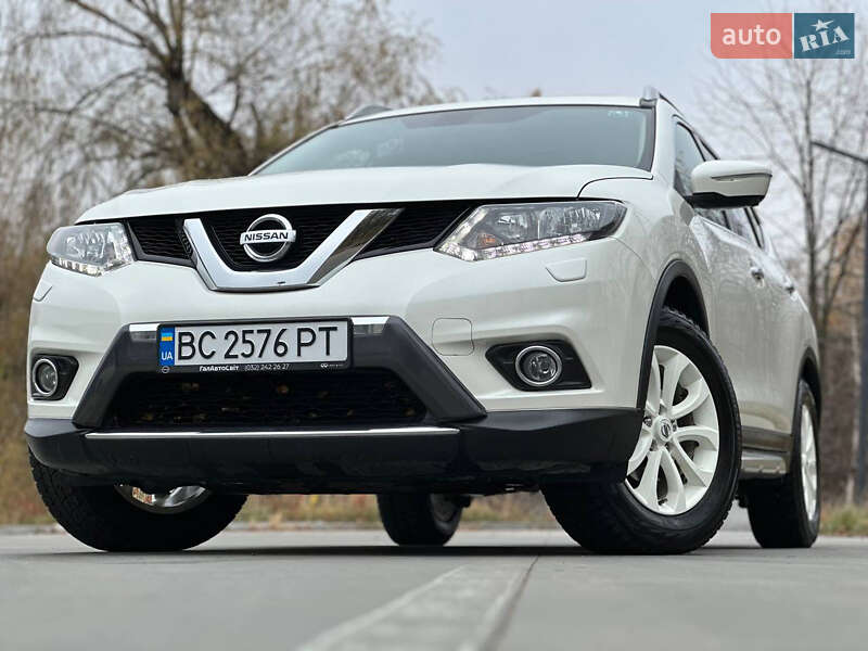 Внедорожник / Кроссовер Nissan X-Trail 2017 в Дрогобыче