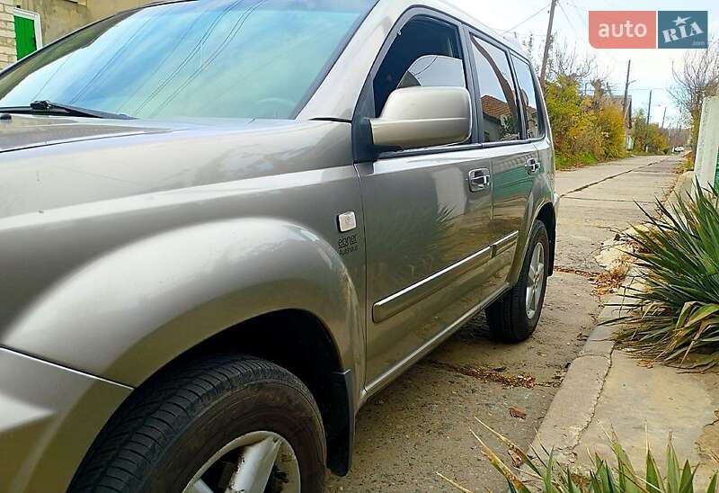 Внедорожник / Кроссовер Nissan X-Trail 2004 в Рени фото 7 Внедорожник / Кроссовер Nissan X-Trail 2004 в Рени
