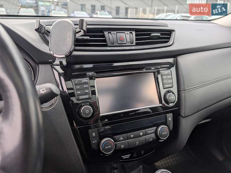 Внедорожник / Кроссовер Nissan X-Trail 2018 в Львове