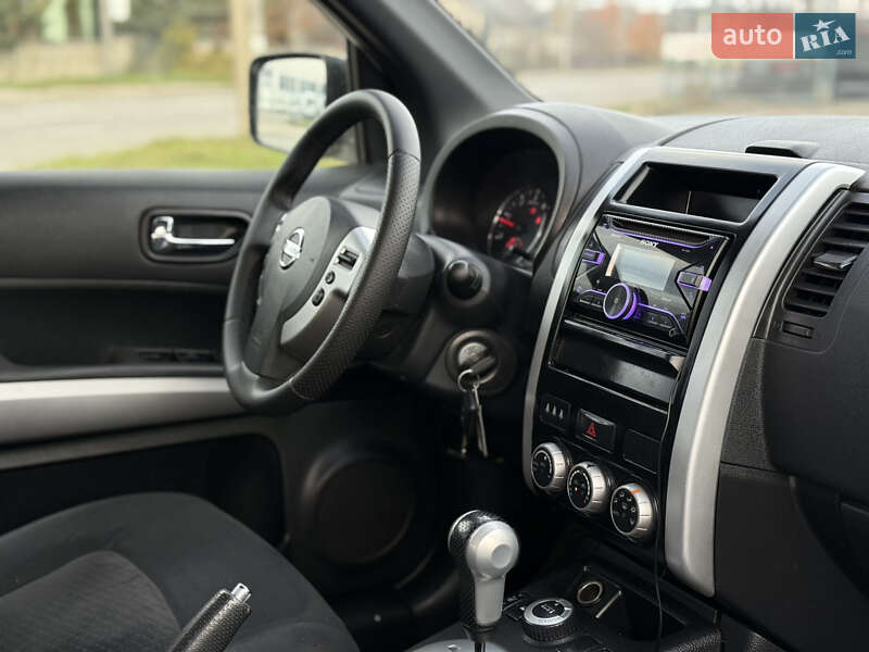Внедорожник / Кроссовер Nissan X-Trail 2011 в Ивано-Франковске