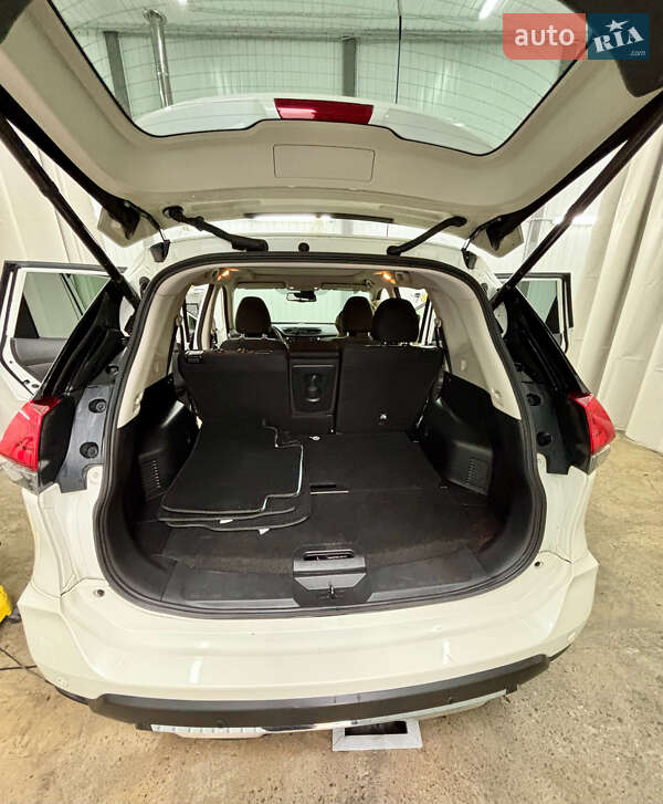 Позашляховик / Кросовер Nissan X-Trail 2020 в Києві