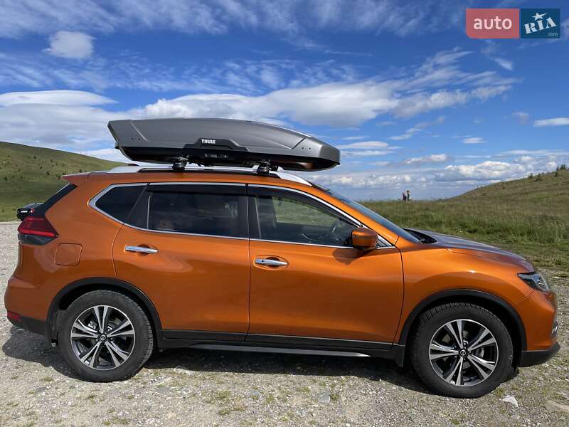 Позашляховик / Кросовер Nissan X-Trail 2017 в Одесі