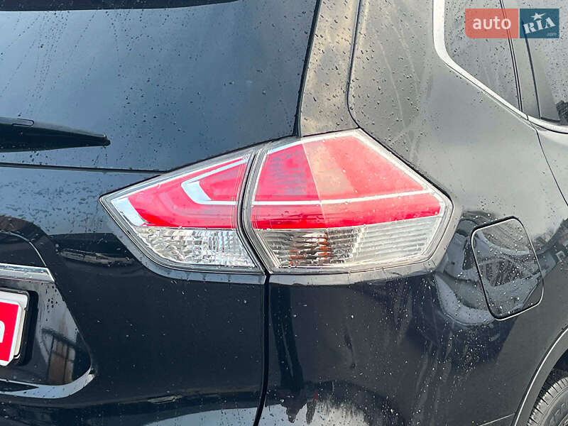 Внедорожник / Кроссовер Nissan X-Trail 2017 в Киеве