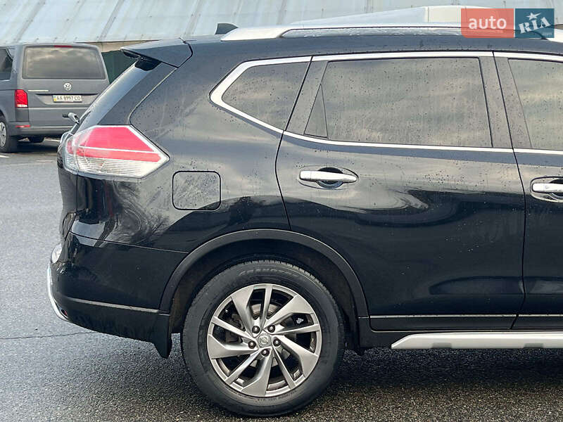 Внедорожник / Кроссовер Nissan X-Trail 2017 в Киеве