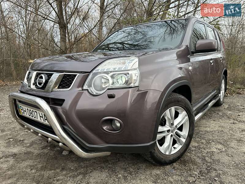 Позашляховик / Кросовер Nissan X-Trail 2012 в Києві