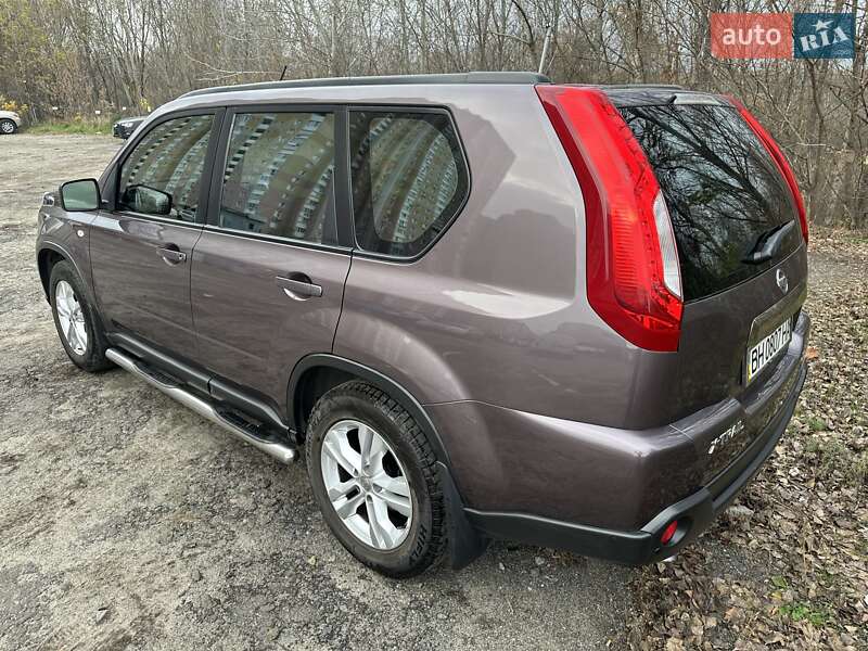 Позашляховик / Кросовер Nissan X-Trail 2012 в Києві