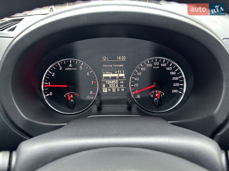 Позашляховик / Кросовер Nissan X-Trail 2012 в Києві