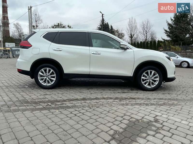 Позашляховик / Кросовер Nissan X-Trail 2021 в Львові