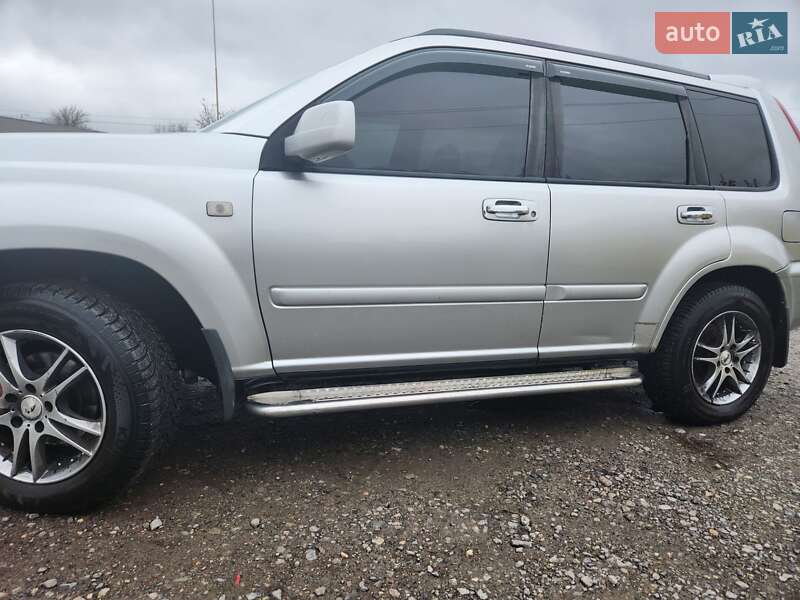 Внедорожник / Кроссовер Nissan X-Trail 2003 в Борисполе