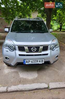 Позашляховик / Кросовер Nissan X-Trail 2010 в Запоріжжі