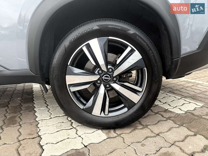 Внедорожник / Кроссовер Nissan X-Trail 2022 в Киеве