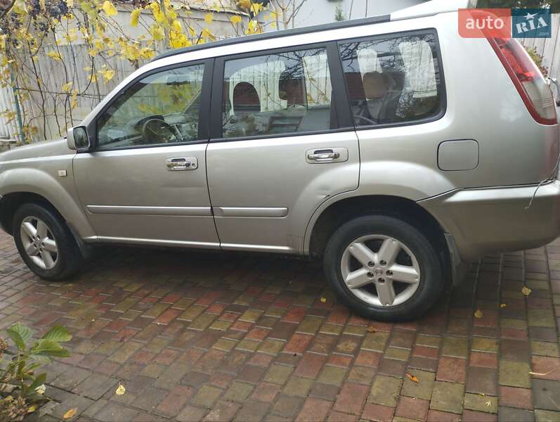 Внедорожник / Кроссовер Nissan X-Trail 2005 в Ровно фото 6 Внедорожник / Кроссовер Nissan X-Trail 2005 в Ровно