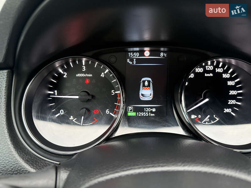 Позашляховик / Кросовер Nissan X-Trail 2015 в Старокостянтинові