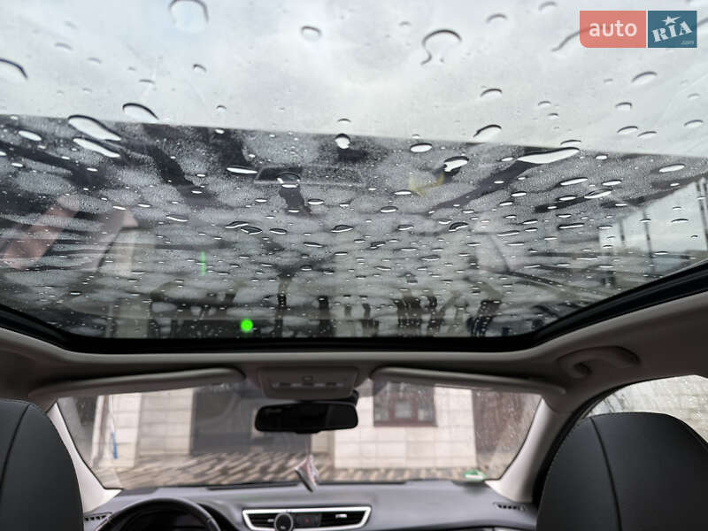 Позашляховик / Кросовер Nissan X-Trail 2015 в Старокостянтинові