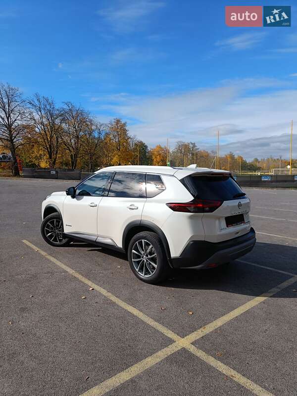 Внедорожник / Кроссовер Nissan X-Trail 2023 в Чернигове