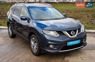 Позашляховик / Кросовер Nissan X-Trail 2015 в Києві